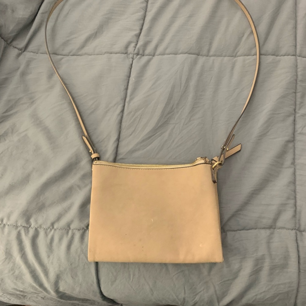 Crossbody purse